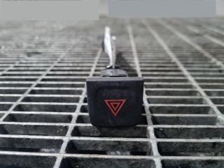 bontott RENAULT KADJAR Vészvillogó Kapcsoló