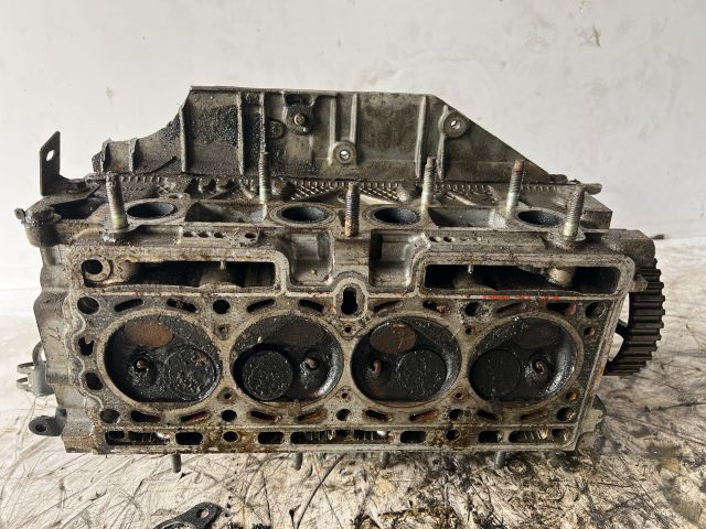 bontott RENAULT KANGOO Hengerfej