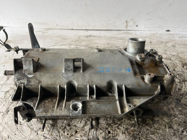 bontott RENAULT KANGOO Hengerfej