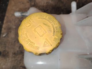 bontott RENAULT KANGOO Kiegyenlítő Tartály