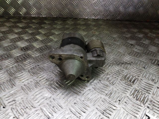 bontott RENAULT KANGOO Önindító