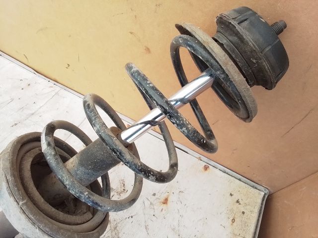 bontott RENAULT KANGOO Bal első Gólyaláb (Lengécsillapító, Rugó)