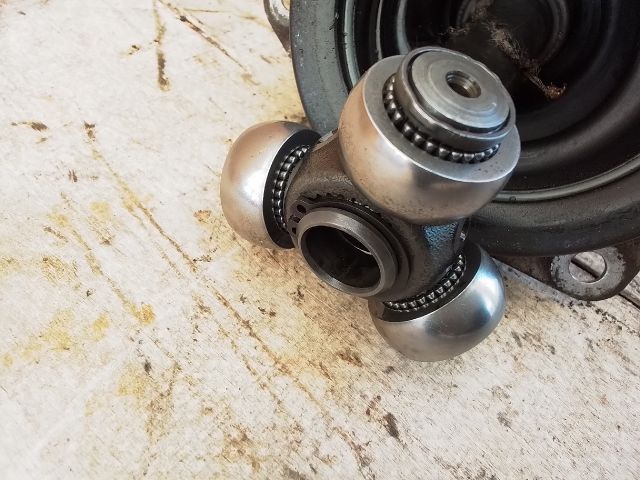 bontott RENAULT KANGOO Bal Féltengely