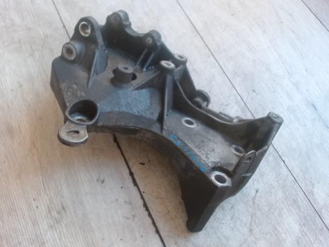 bontott RENAULT KANGOO Generátor Tartó Bak