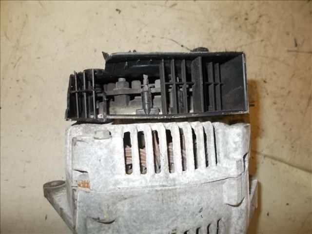 bontott RENAULT KANGOO Generátor