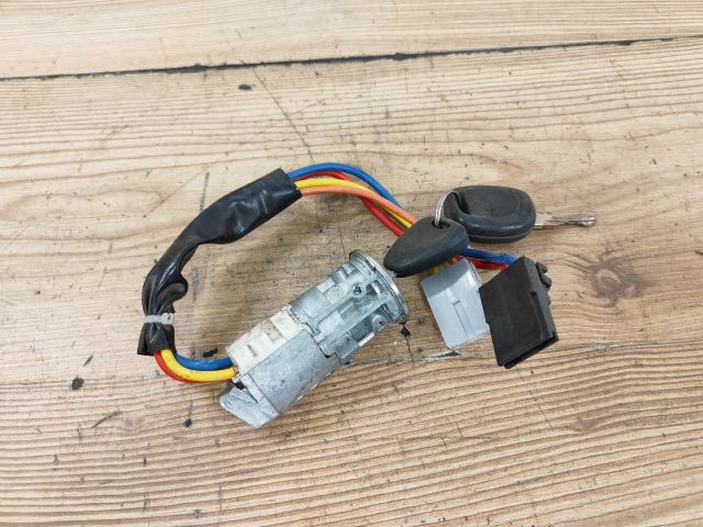 bontott RENAULT KANGOO Gyújtáskapcsoló