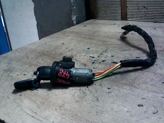 bontott RENAULT KANGOO Gyújtáskapcsoló