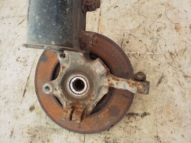 bontott RENAULT KANGOO Jobb első Csonkállvány Kerékaggyal