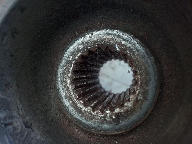 bontott RENAULT KANGOO Jobb első Csonkállvány Kerékaggyal