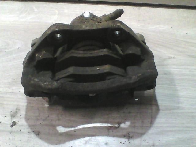 bontott RENAULT KANGOO Jobb első Féknyereg Munkahengerrel