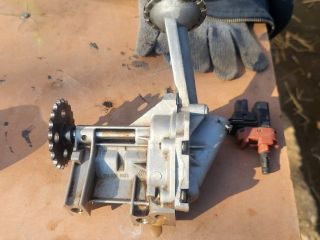 bontott RENAULT KANGOO Olajszivattyú