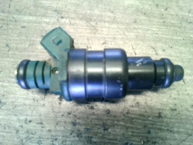 bontott RENAULT KANGOO Porlasztó (1 db)