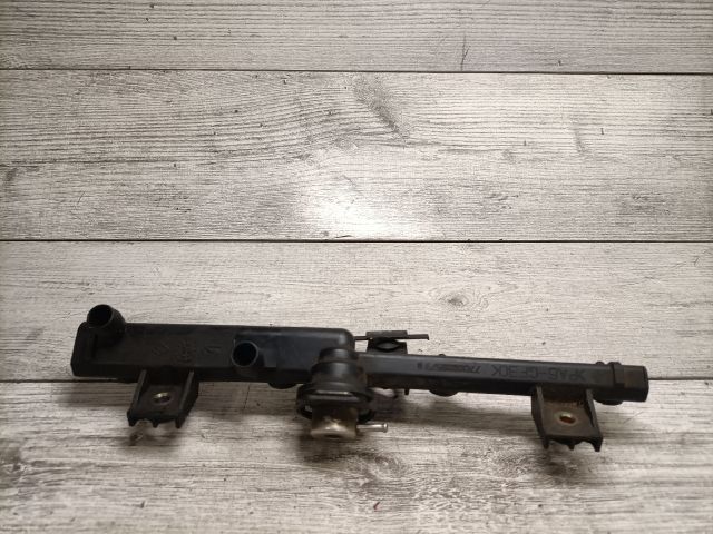 bontott RENAULT KANGOO Porlasztó Sor / Híd