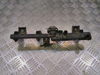 bontott RENAULT KANGOO Porlasztó Sor / Híd