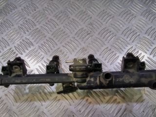 bontott RENAULT KANGOO Porlasztó Sor / Híd