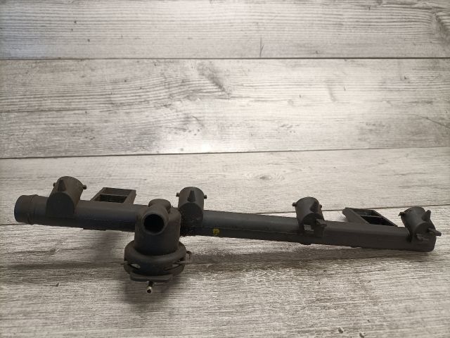 bontott RENAULT KANGOO Porlasztó Sor / Híd