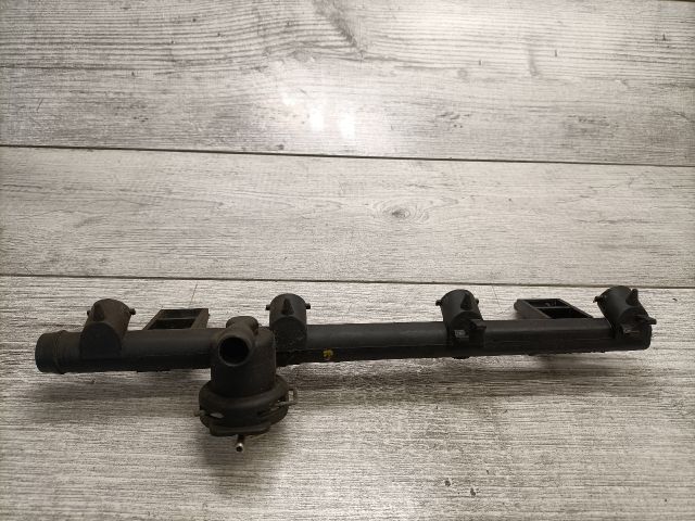 bontott RENAULT KANGOO Porlasztó Sor / Híd