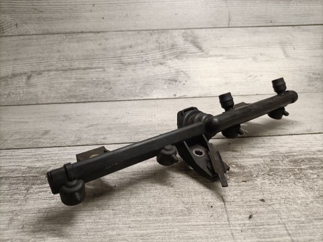 bontott RENAULT KANGOO Porlasztó Sor / Híd