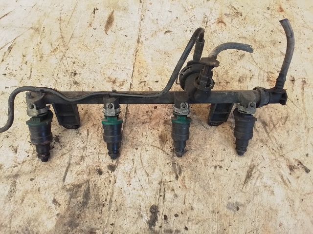 bontott RENAULT KANGOO Porlasztó Sor / Híd