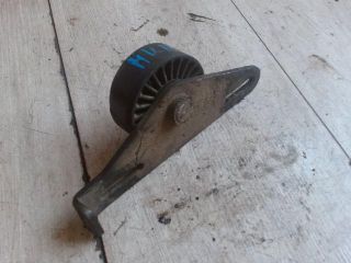 bontott RENAULT KANGOO Szíjfeszítő Görgő