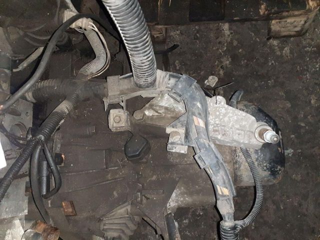 bontott RENAULT KANGOO Váltó (Mechanikus)