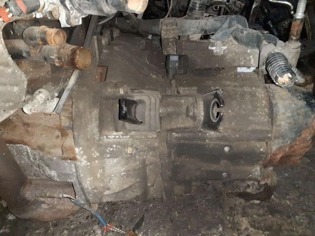 bontott RENAULT KANGOO Váltó (Mechanikus)