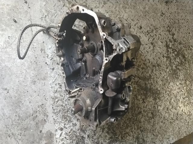 bontott RENAULT KANGOO Váltó (Mechanikus)