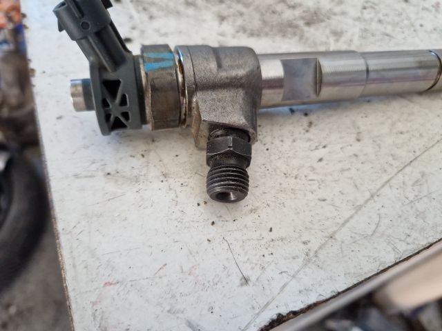 bontott RENAULT KANGOO Porlasztó (1 db)