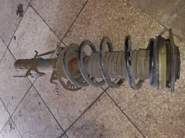 bontott RENAULT KANGOO Bal első Lengéscsillapító