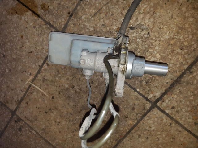 bontott RENAULT KANGOO Főfékhenger