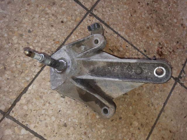 bontott RENAULT KANGOO Váltó Tartó Bak (Pozíciófüggetlen)