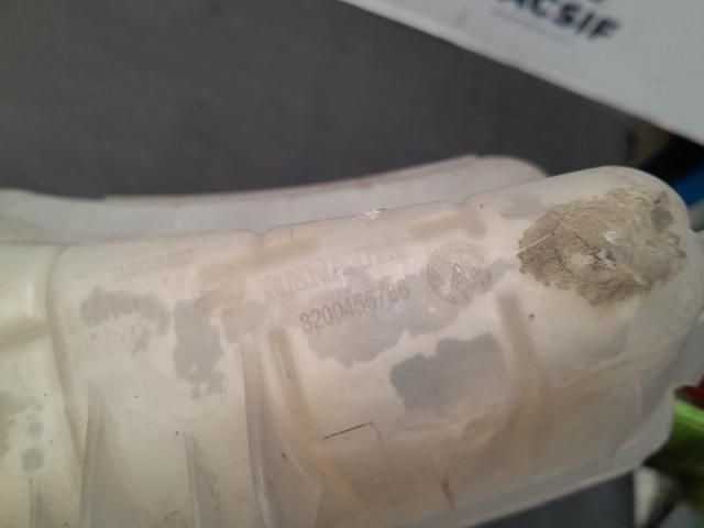 bontott RENAULT KANGOO Kiegyenlítő Tartály