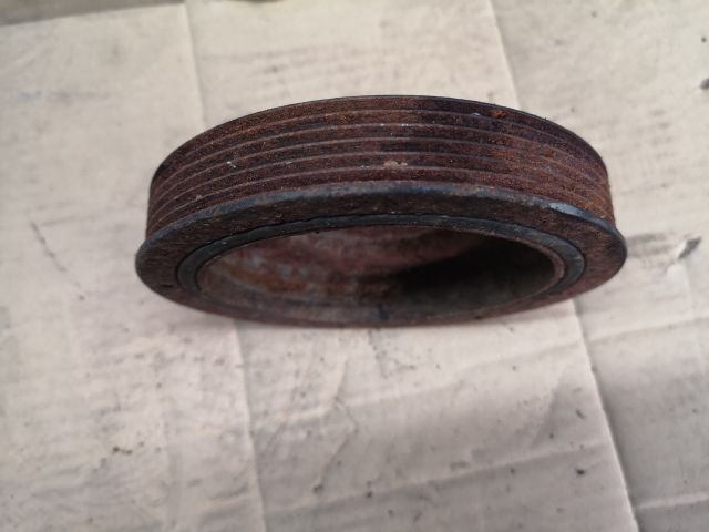 bontott RENAULT KANGOO Főtengely Szíjtárcsa