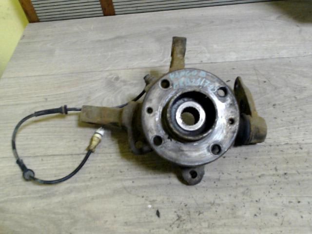 bontott RENAULT KANGOO Bal első Csonkállvány Kerékaggyal