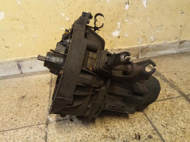 bontott RENAULT KANGOO Váltó (Mechanikus)