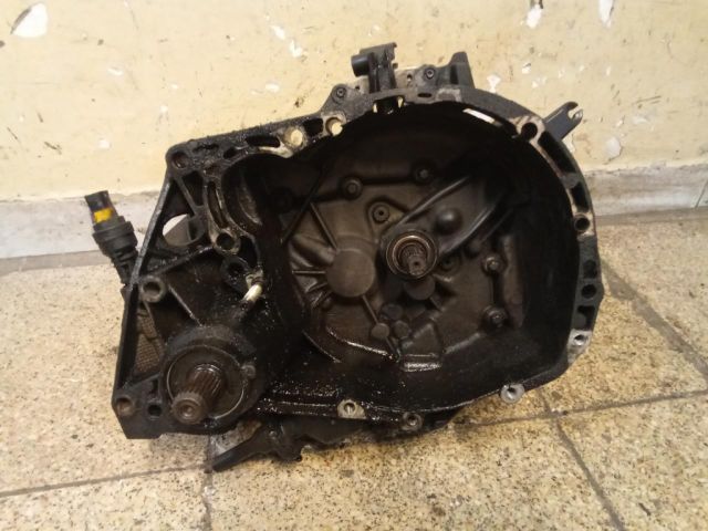 bontott RENAULT KANGOO Váltó (Mechanikus)