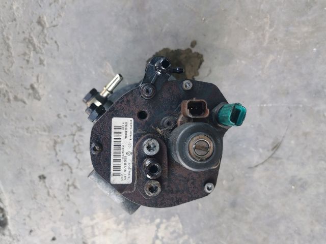 bontott RENAULT KANGOO Adagoló