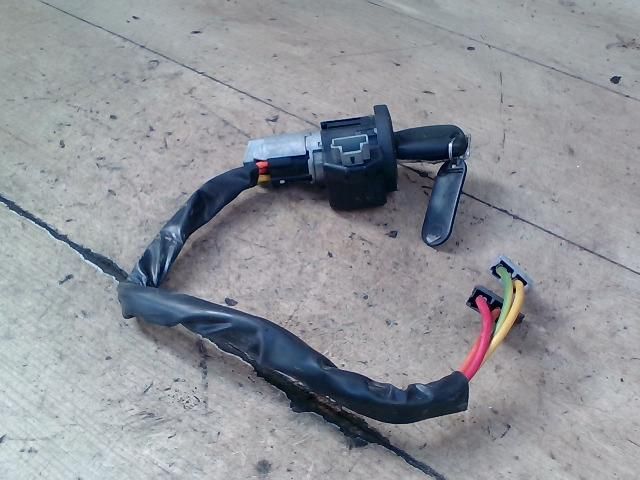 bontott RENAULT KANGOO Gyújtáskapcsoló