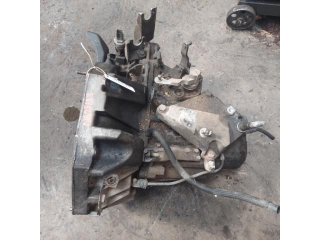 bontott RENAULT KANGOO Váltó (Mechanikus)
