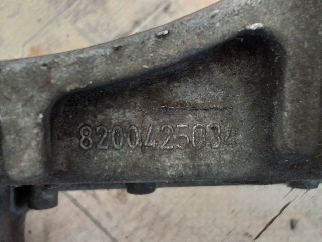 bontott RENAULT KANGOO Generátor Tartó Bak