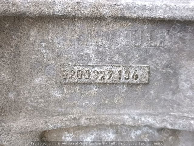 bontott RENAULT KANGOO Generátor Tartó Bak