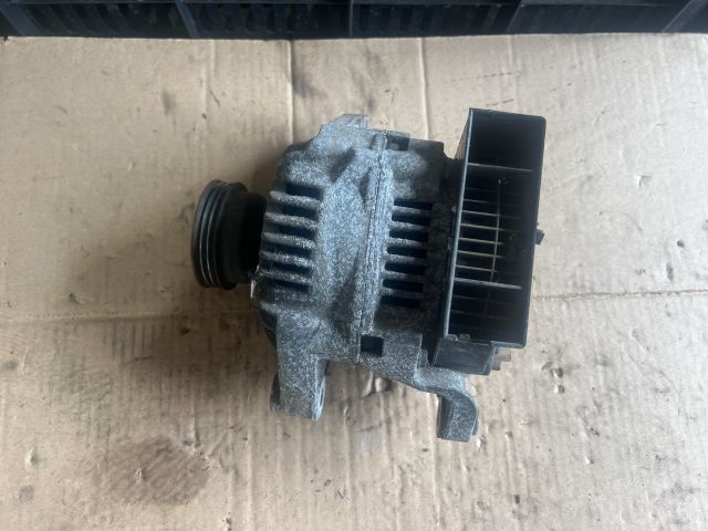 bontott RENAULT KANGOO Generátor