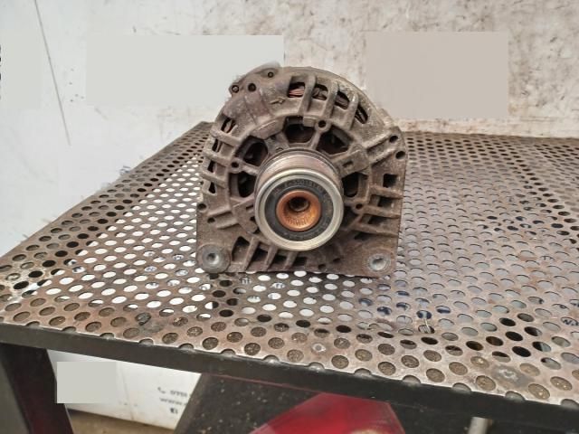 bontott RENAULT KANGOO Generátor