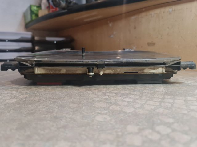 bontott RENAULT KANGOO Kilométeróra