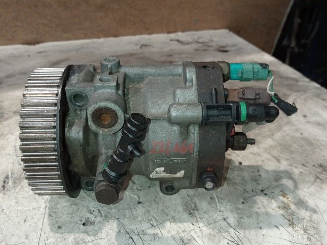 bontott RENAULT KANGOO Nagynyomású Szivattyú