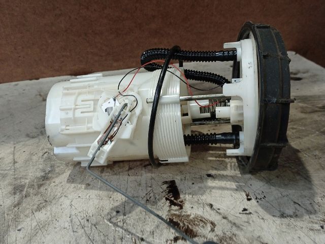 bontott RENAULT KANGOO Üzemanyag Szivattyú