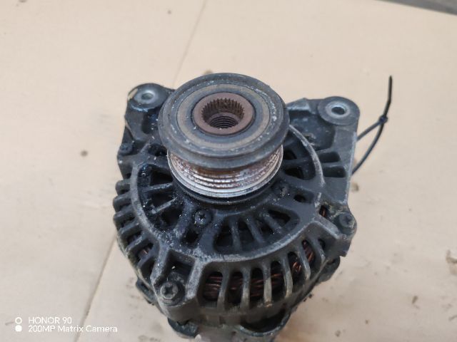 bontott RENAULT KANGOO Generátor