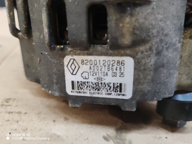 bontott RENAULT KANGOO Generátor