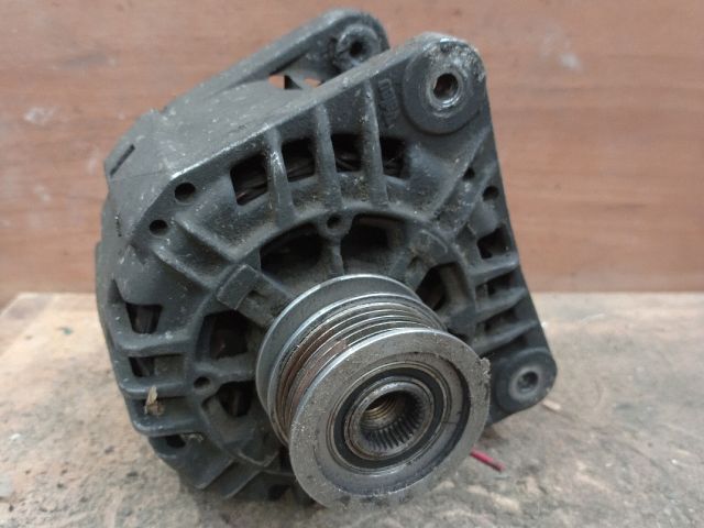 bontott RENAULT KANGOO Generátor