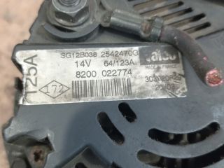 bontott RENAULT KANGOO Generátor